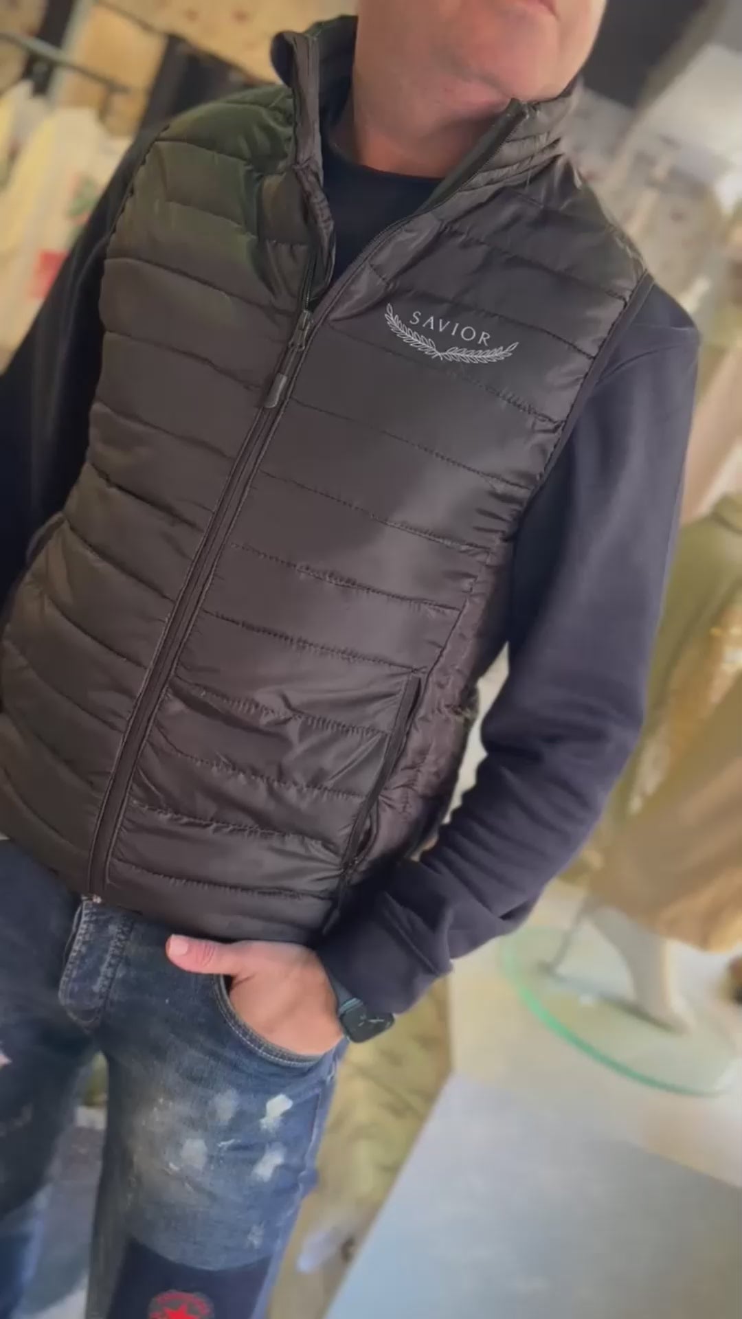 Chaleco Negro Acolchado Unisex - Tacto Pluma, Resistente al Agua y Viento | Savior.sf19