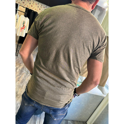 Camiseta verde militar con Logo Laurel y Efecto Jeans para Hombre - Algodón de Alta Calidad | Savior.sf19