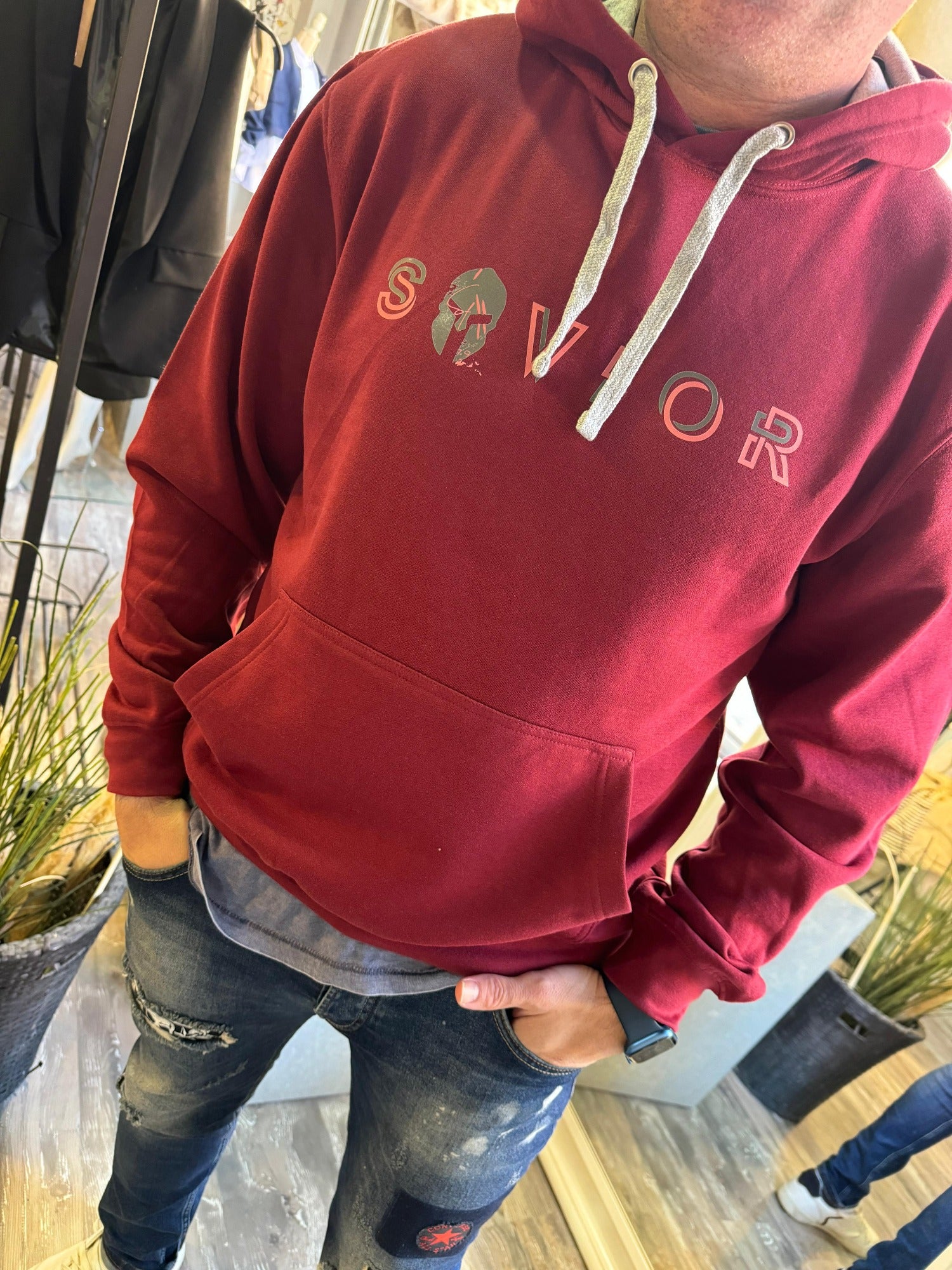 Sudadera Granate con Capucha 'S😎vior' - Estilo Urbano y Confort para Hombre | Savior.sf19