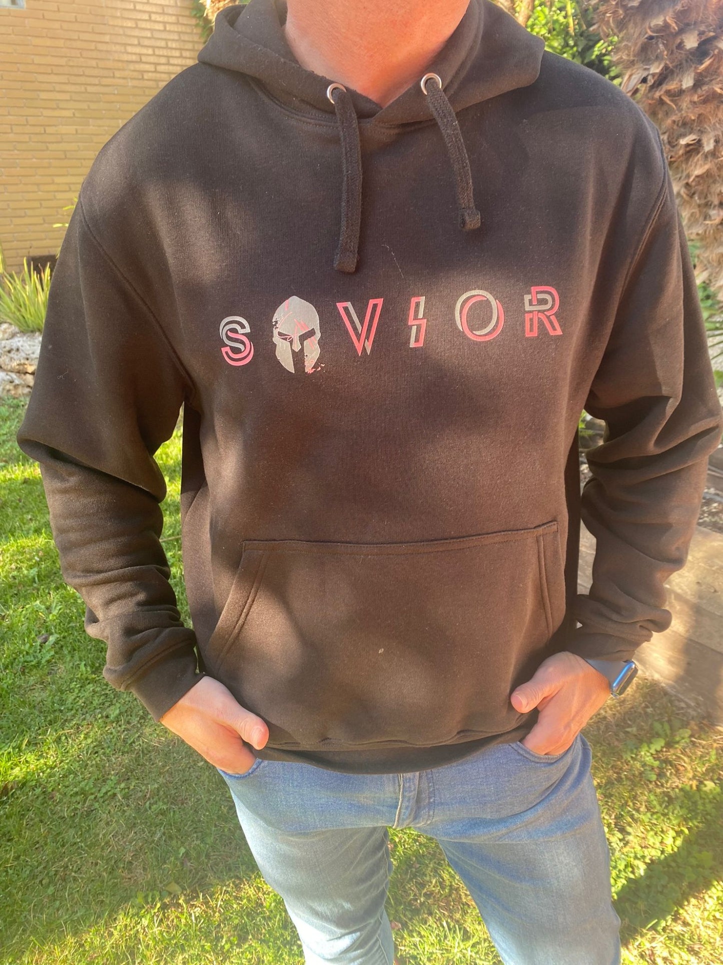 Sudadera Negra con Capucha 'S😎vior' - Estilo Urbano y Confort para Hombre | Savior.sf19