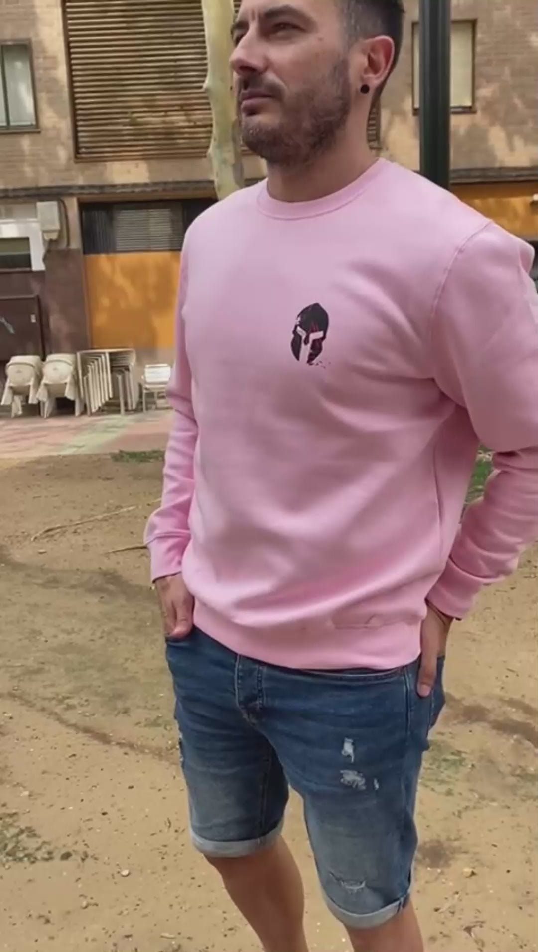 Sudadera Rosa Casual Casco Unisex Sin Capucha - Estilo Moderno y Versátil | Savior.sf19